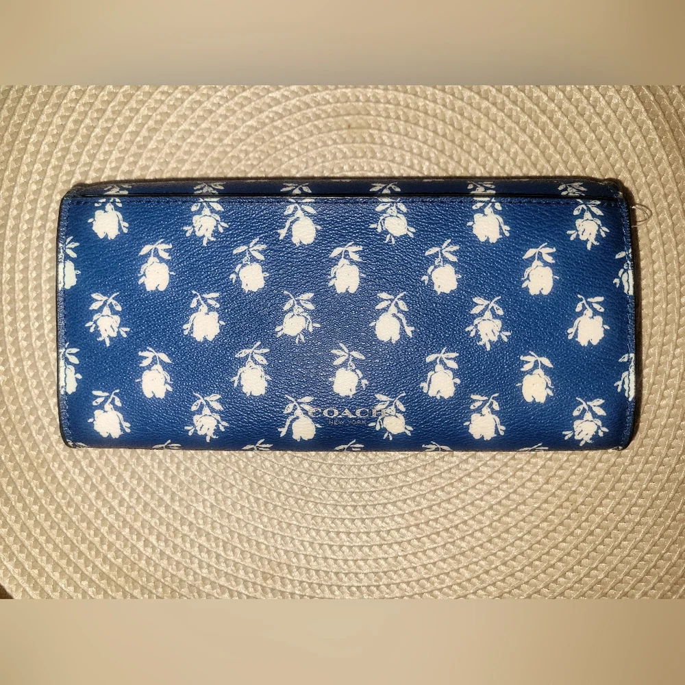 NWT Coach Badlands Blue Floral Removable Chain Slim Wallet - Picture 4 of 7